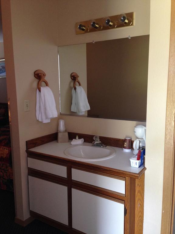 Lakeshore Inn & Suites Anchorage Quarto foto